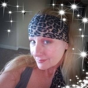 Meet your Posher, Robyn